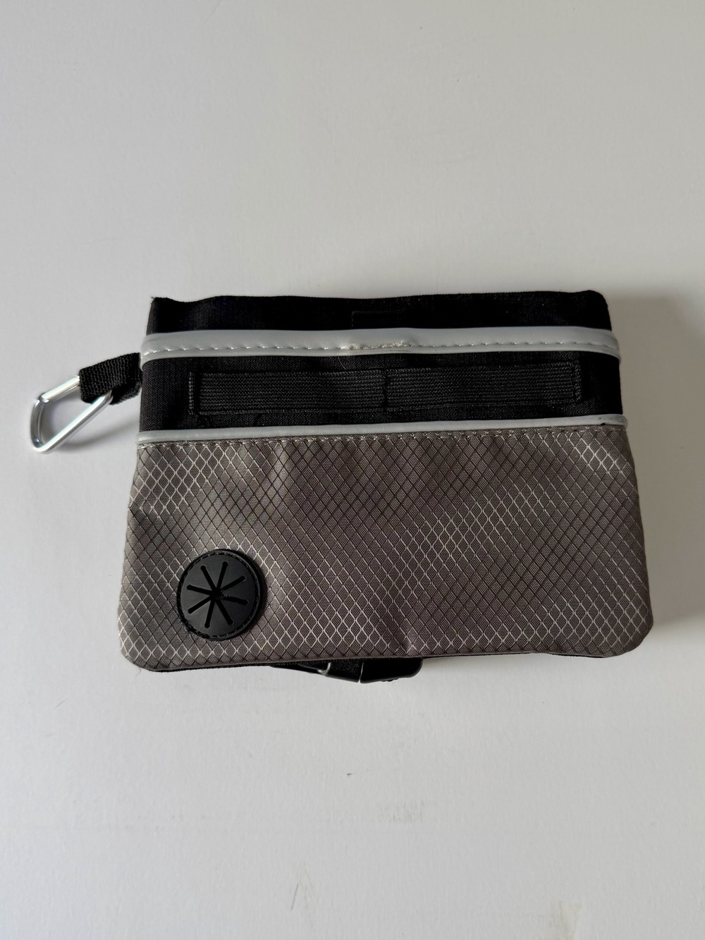 Pet Training Treat Pouch Black Gray Adjustable Strap Pockets Waistband Clip